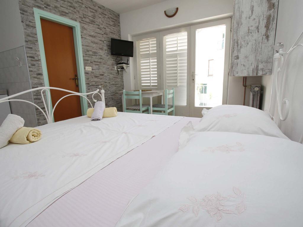 Apartments Srdjan Makarska Eksteriør billede